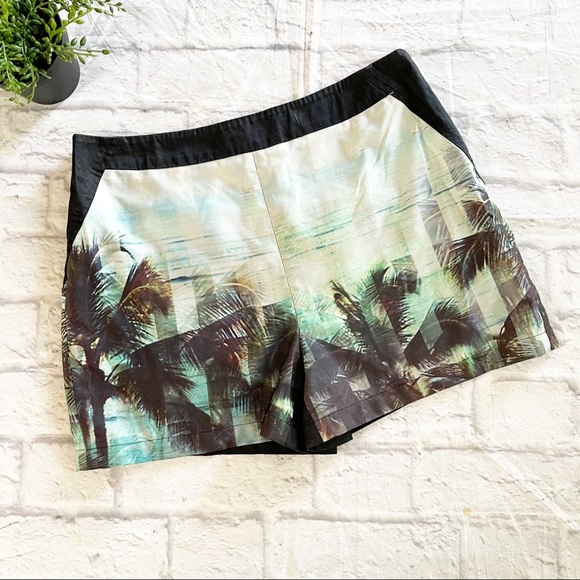 Ted Baker Pants - TED BAKER Jasiri palm tropical shorts size 4